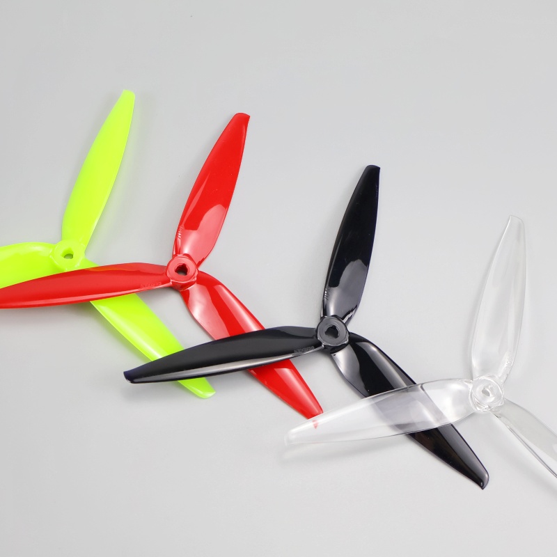 Hélice Gemfan Flash 7040 de 7  - Drone Kit Long Range reseña y precio